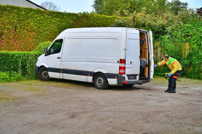 Busje met drugsafval gevonden in Leende