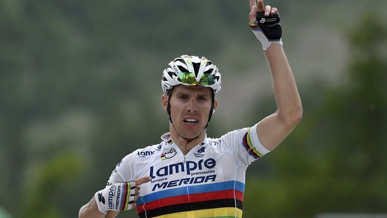 Rui Costa hield in een prangende finale het hoofd koel en had aan één demarrage genoeg om de klus te klaren. Beeld PHOTO_NEWS