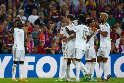 Barcelona uitgeschakeld in Champions League, Bayern pakt 15 op 15 na simpele zege in Camp Nou