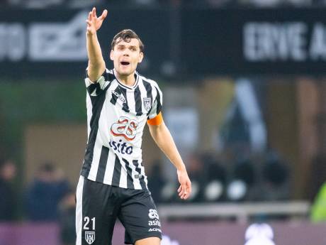 Hoogma dolblij na kampioenschap Heracles: ‘De ontlading is veel groter dan bij het promotiefeest’
