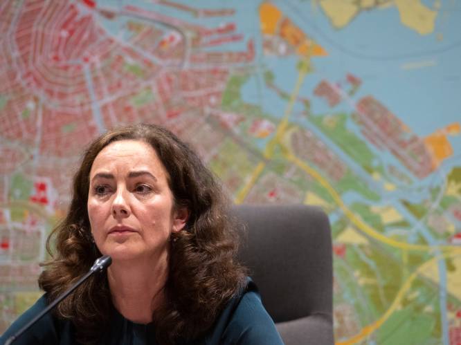 Amsterdamse burgemeester wil nieuwe fase in: experimenteer met terras en musea