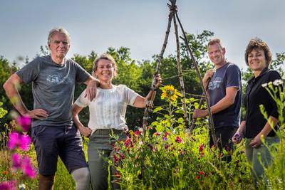In minder dan een jaar tijd zijn landbouwgrond en bos samengevoegd tot een experimentele oase in Die