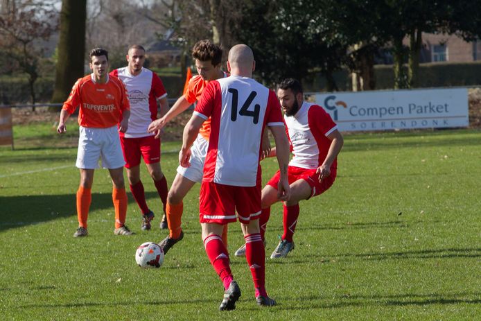 Goen Vos was in action for Pudal against Centrum Boys in the 2016–2017 season.