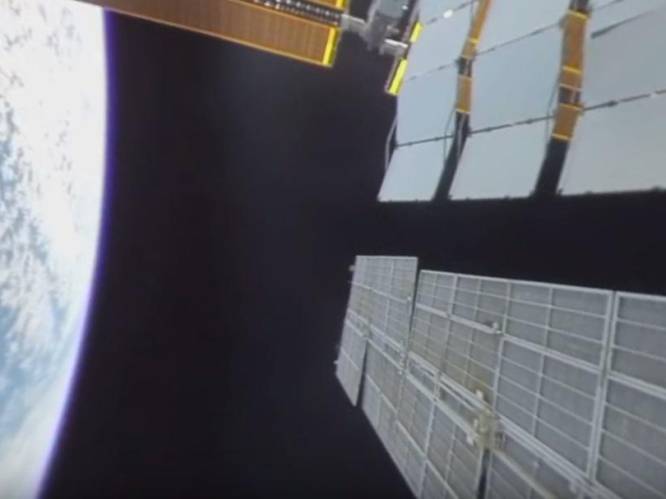 Beleef een ruimtewandeling aan het ISS-ruimtestation in deze 360 graden-video