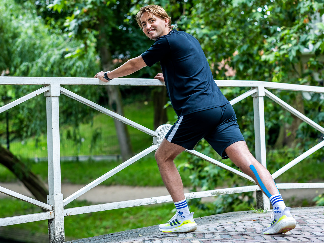 Jim Lasseur loopt in september de marathon van Berlijn om geld in te zamelen voor de bestrijding van rabiës. Zijn vader overleed aan de gevolgen van deze ziekte. Beeld Angeliek de Jonge