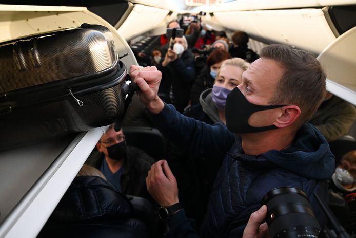 Alexeï Navalny dans l’avion qui le ramenait en Russie.