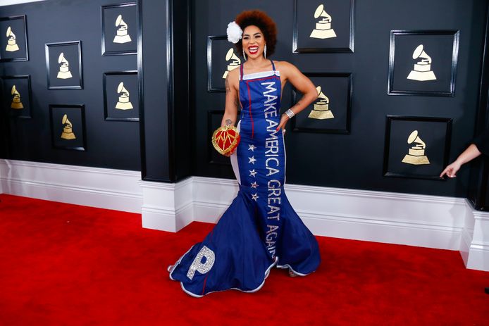 Joy Villa met haar 'Make America Great Again'-jurk.