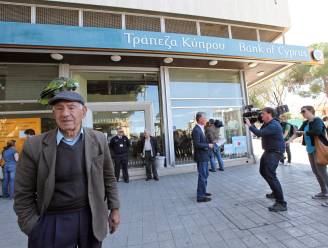Banken op Cyprus opnieuw open, grote stormloop blijft uit
