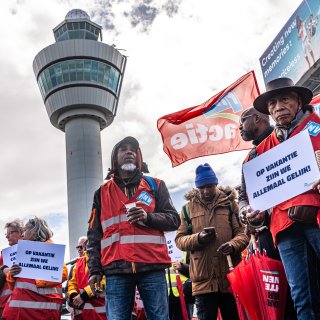 Piloten krijgen voorrang op vliegkorting KLM-personeel: ‘Pure discriminatie’