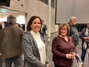 Ineke Schippers (links of de foto) vormt voortaan samen met Han van 't Hof de fractie van ABT in de Thoolse gemeenteraad.