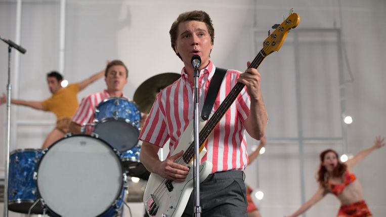 Paul Dano als Brian Wilson in ‘Love & Mercy’. Beeld 