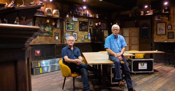 Spraakvermaak vanuit Ons Thuis, maar alleen online: 'Mondkapjes en een talkshow, dat gaat niet samen
