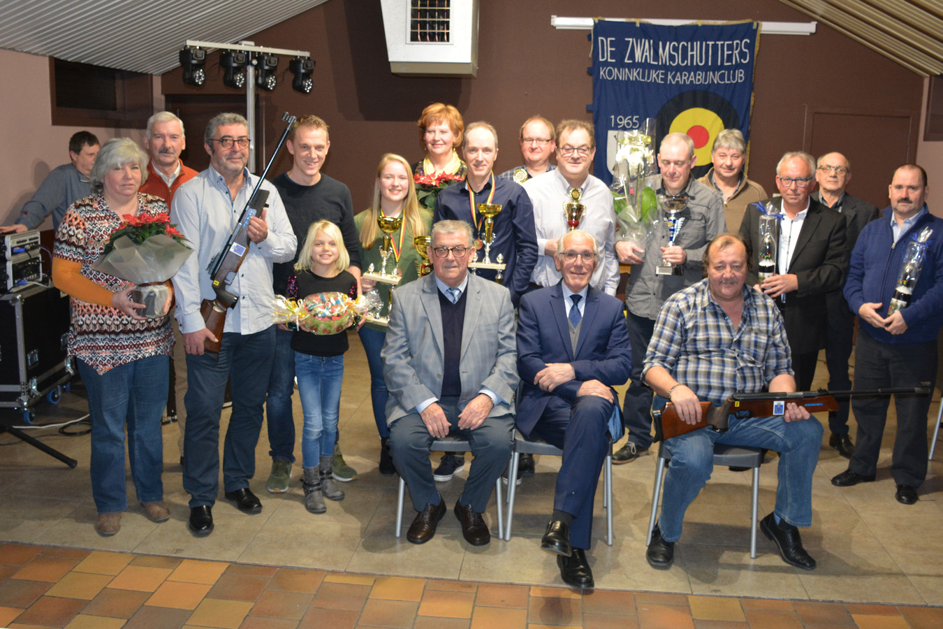 Koninklijke Karabijnclub De Zwalmschutters sloot zijn 53ste jaar af met een viering van de kampioenen.