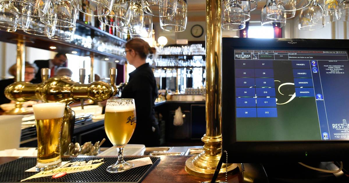 Lonen in de horeca zullen komend jaar niet stijgen Economie hln.be
