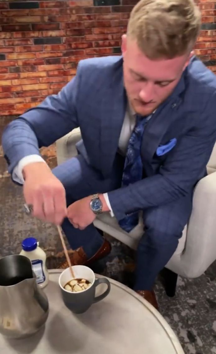 Un petit café mayonnaise? Ce footballeur américain en raffole