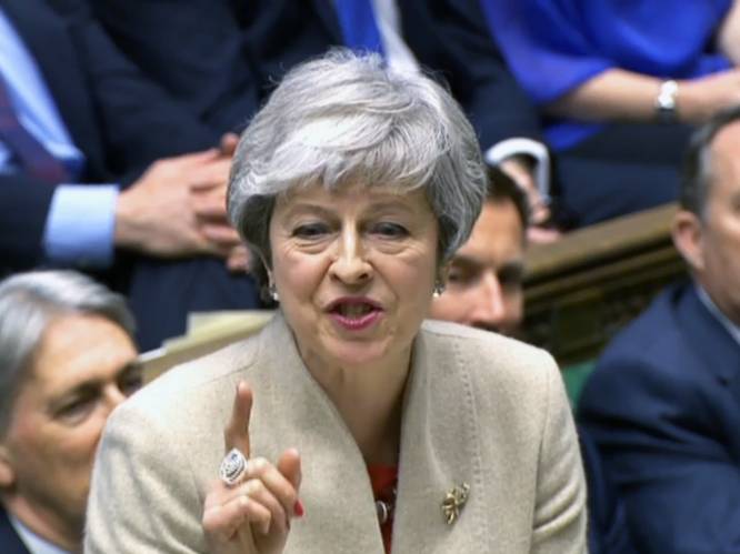 Brits parlement stemt brexitakkoord van May voor derde keer weg, maar May wil niet opgeven