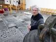 Hans Wellner in de Catharijnekerk in Heusden, ooit een katholieke kerk maar na de Reformatie al weer eeuwenlang een protestantse kerk.