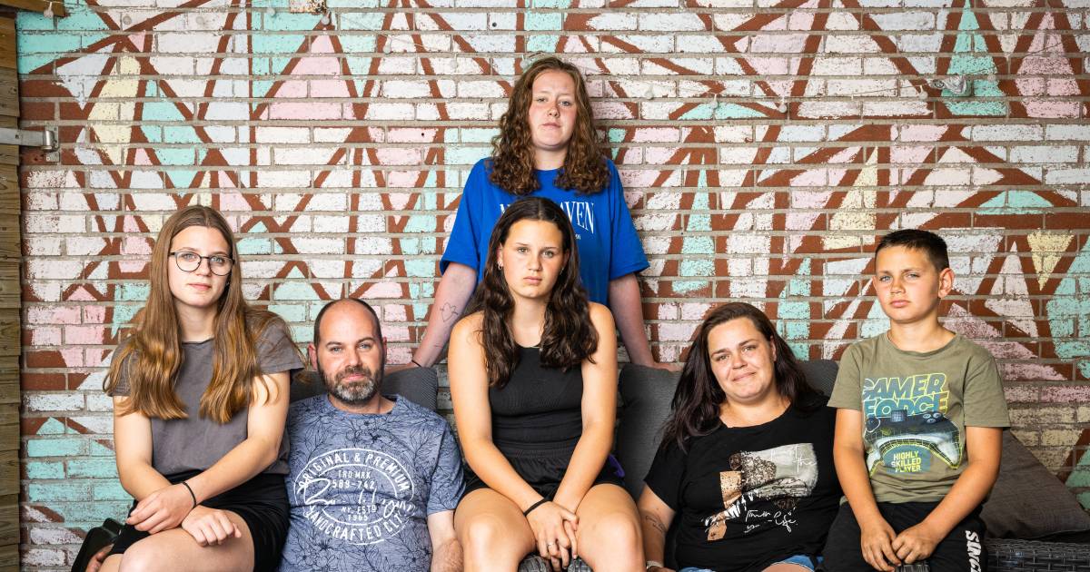 In het hoofd van Patrick is niks meer wat het was door mestongeluk: ‘Levenslang voor het gezin’.