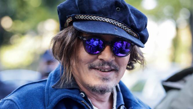"Dit ontroert me enorm": Johnny Depp verdient na moeilijke periode miljoenen als kunstenaar 