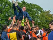 ‘Vreugdetranen’ bij kampioen Kruisland: ‘Mijn vrouw ziet me wel verschijnen als we klaar zijn met feesten’