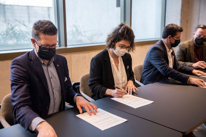 Ondertekenen samenwerkingsovereenkomst 'Samen sterk voor lokaal werk in 2020-2025.'