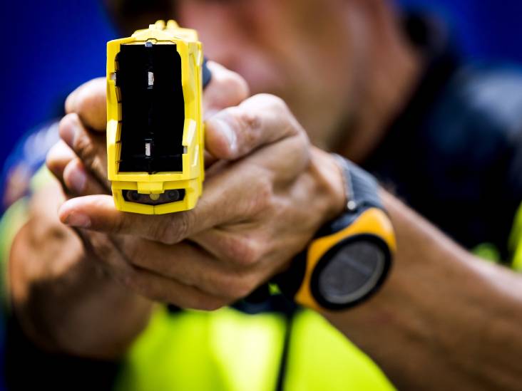 Agent gewond bij aanhouding in Putte, 17-jarige pas gepakt na gebruik taser