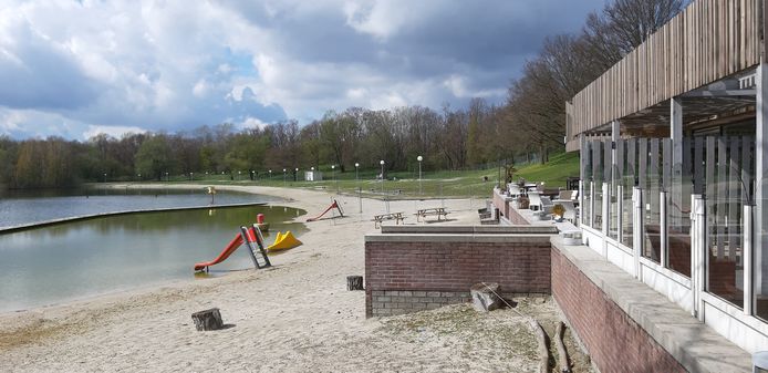 Het Strandbad Nuenen halverwege april 2021.