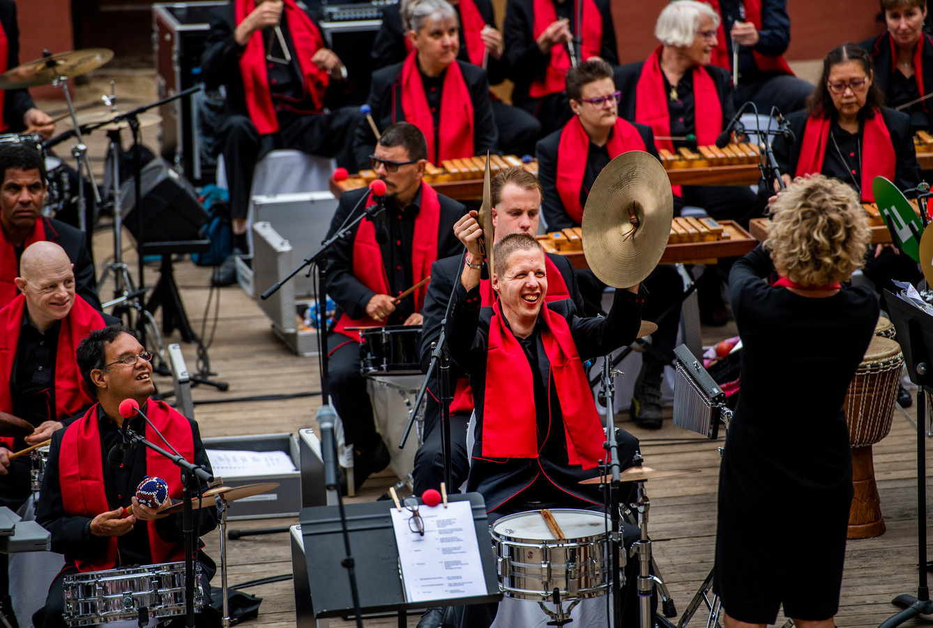 NNO deelt het podium met het Jostiband Orkest 'Wij zijn gevraagd