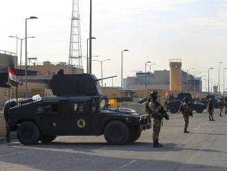 Raketten afgevuurd op VS-ambassade in Irak, bomauto ontploft aan Britse ambassade