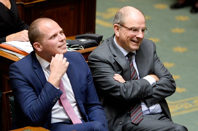 Staatssecretaris voor Asiel en Migratie Theo Francken (N-VA) en Justitieminister Koen Geens (CD&V).