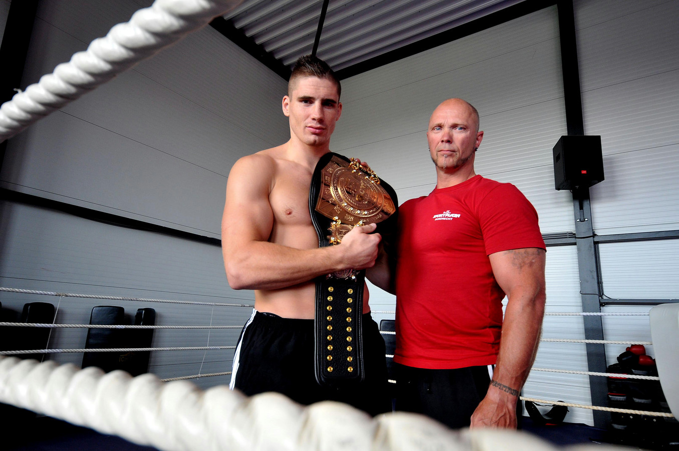 Zo werd Rico Verhoeven ‘The King of Kickboxing’ Foto AD.nl