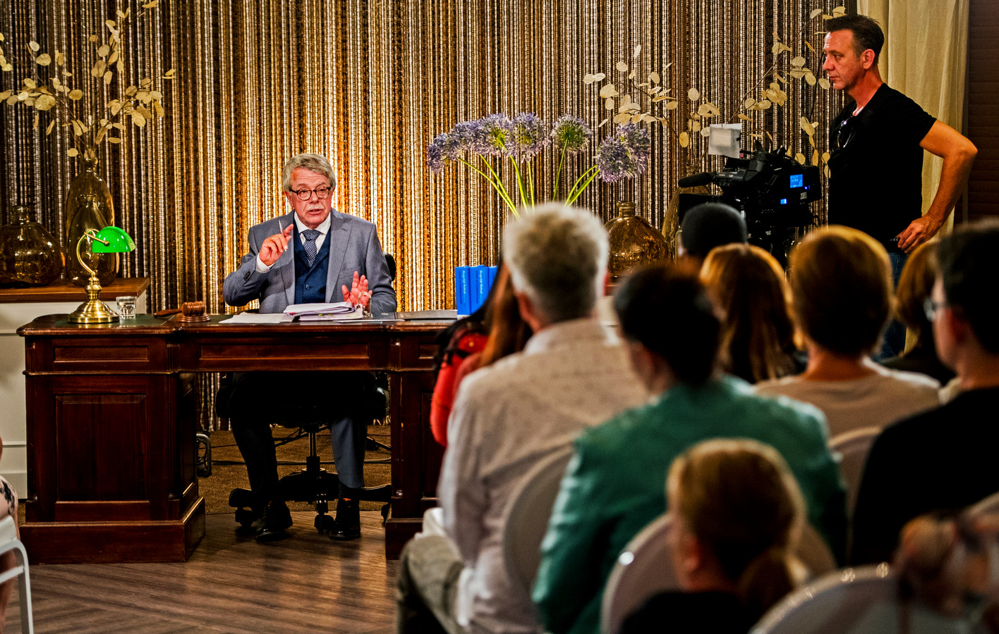 Vanavond (17 juni 2021) op tv Mr. Frank Visser doet uitspraak en EK