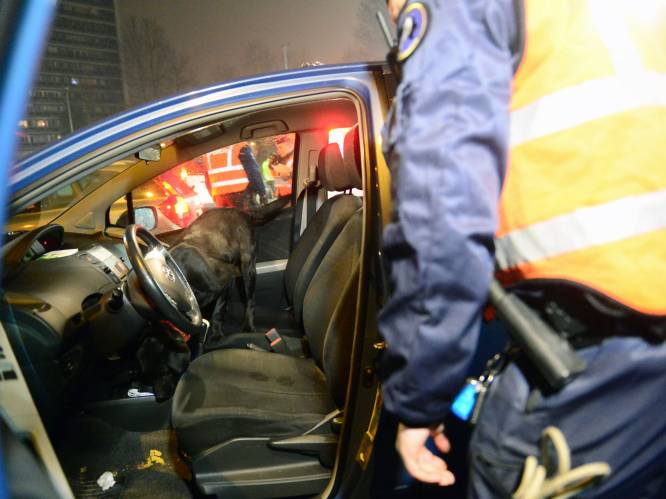 Bestuurder onder invloed ontvlucht tot twee keer toe politiecontrole in Mechelen