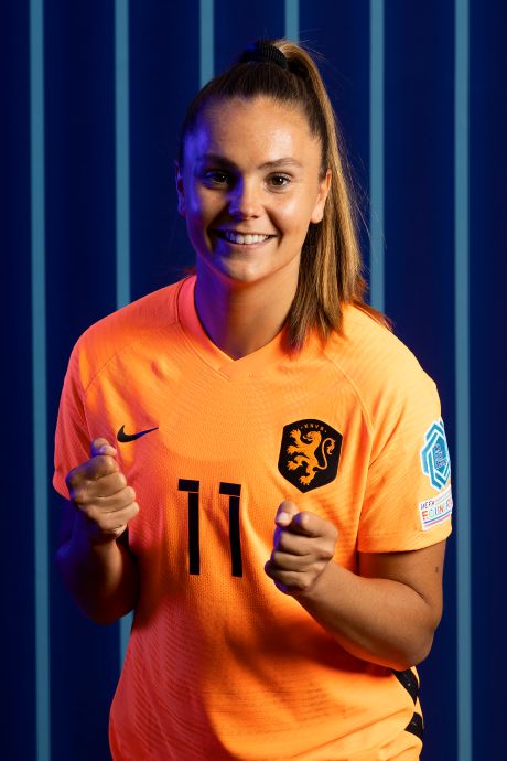 Lieke Martens na jaren van heimwee gelukkig bij PSG én in de liefde: ‘Ik kom thuis en Benjamin en mijn hondje zijn er’