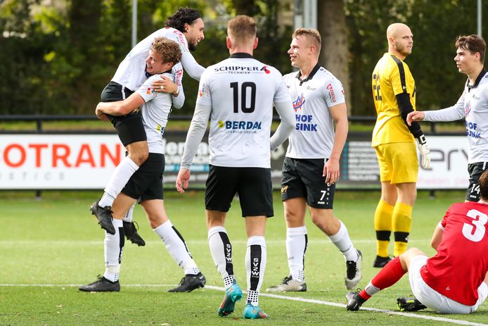 SVZW heeft goede papieren voor het winnen van de periodetitel .