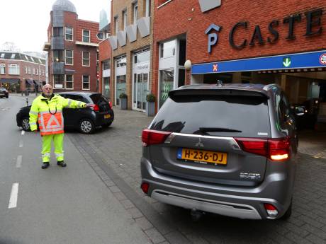 Gratis uurtje parkeren in Woerden zorgt voor veel drukte: ‘Kan ik net even naar de kapper’