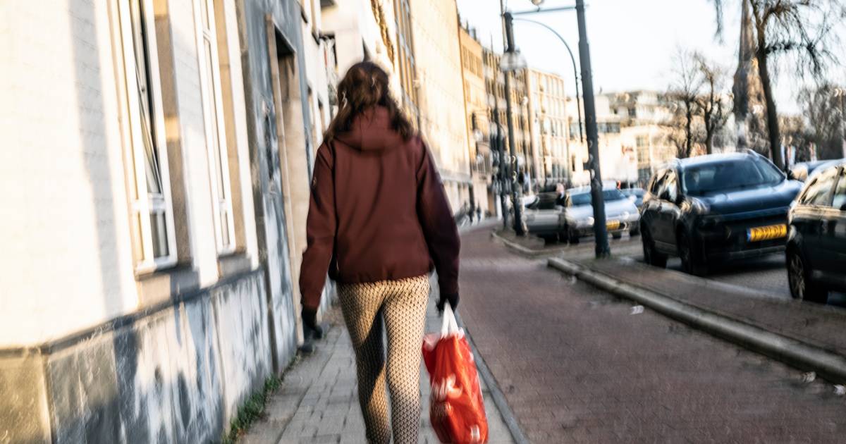 Lerares Denise leidt al drie jaar een zwervend bestaan: 'Ik zie mijzelf als dakloos’