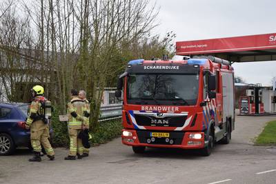 Persoon onwel door gaslek bij tankstation in Ellemeet