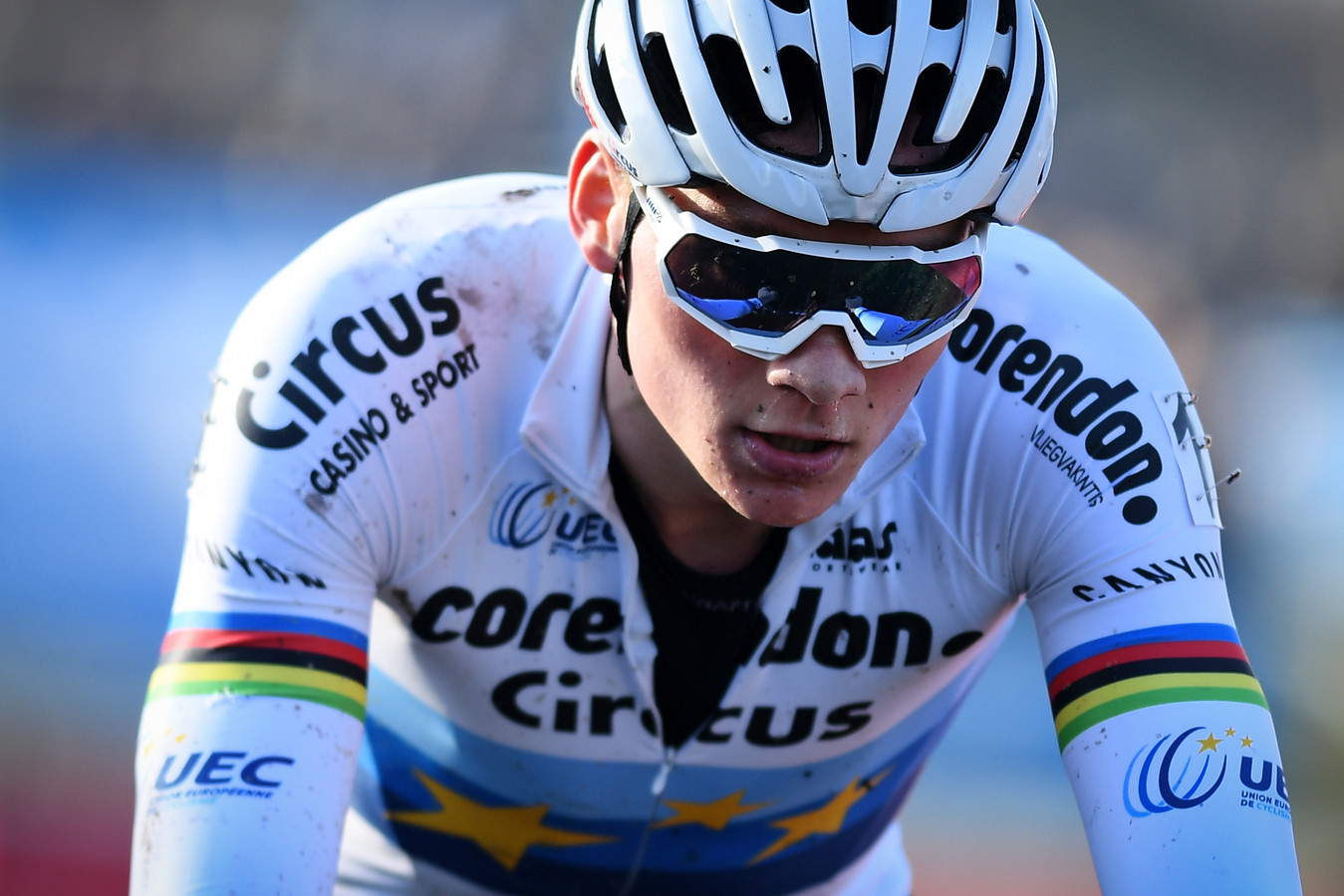 Van der Poel weer de sterkste in Boucles de la Mayenne Foto AD.nl