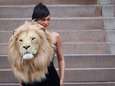 La robe “tête de lion” de Kylie Jenner ne passe pas inaperçue