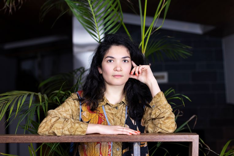 Maxine Palit de Jongh schreef een solo over de toeslagenaffaire: ‘Vecht’. Het stuk werd onlangs genomineerd voor de BNG Bank Theaterprijs. Beeld Martijn Gijsbertsen