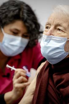 Groot deel coronavaccins in de regio Utrecht is op, ouderen krijgen voorlopig geen prik