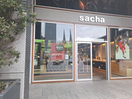 Schoenenwinkel Sacha heeft 50 procent korting op bijna alles: dit is er aan de hand