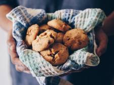 Met deze simpele truc blijven koekjes langer vers en knapperig