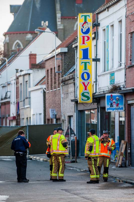 Op vrijdag werd in deze winkel al illegaal vuurwerk in beslag genomen.