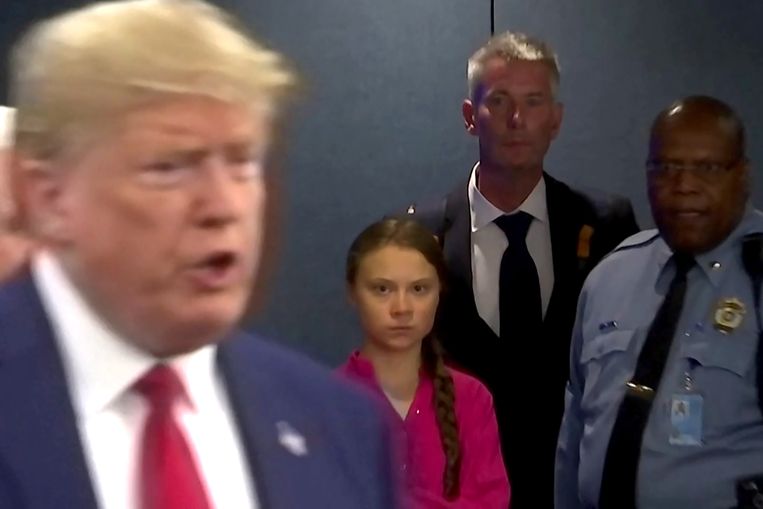 Onverschilligheid vs. woede: Donald Trump en activiste Greta Thunberg maandag op de VN-klimaattop. Beeld REUTERS