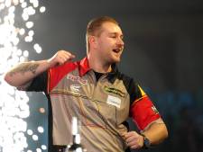 Dimitri Van den Bergh se qualifie pour une demi-finale historique aux Mondiaux de fléchettes