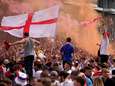 Engelse fans bestormen Wembley en overlopen stewards; tientallen arrestaties 