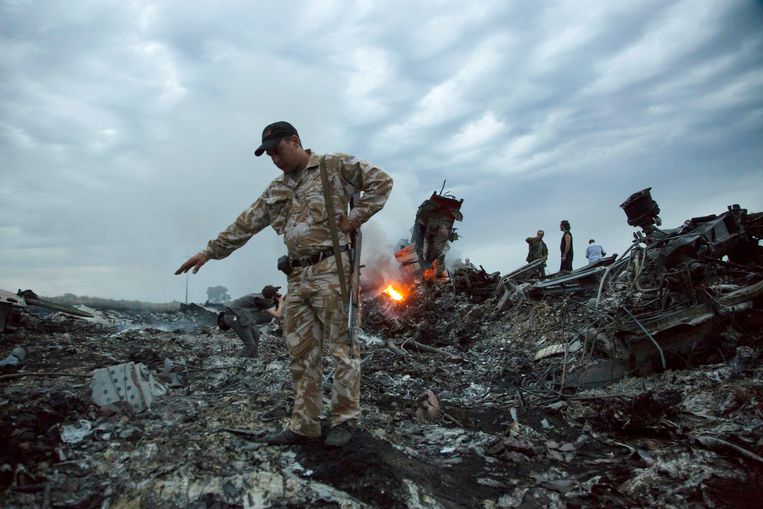 Op 17 juli 2014 werd vlucht MH17 in het oosten van Oekraïne door een Buk-raket neergehaald. Alle 298 inzittenden en 15 crewleden kwamen daarbij om het leven. Beeld AP