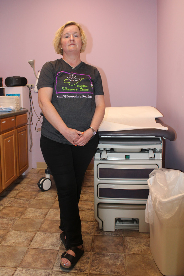 Tammi Kromenaker in haar kliniek in Fargo (North Dakota).